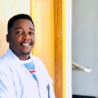 Dr Kissinga