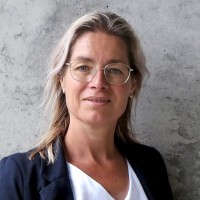 Heidi van der Does