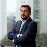 LUÍS GUSTAVO MANZANO