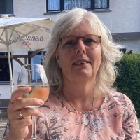 Petra Oostland