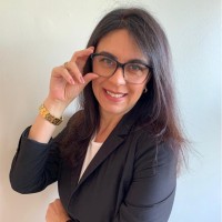 Claudia R Martins