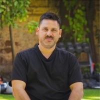 Hans Bustos Salinas