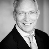 Dr. Joerg F. Maas