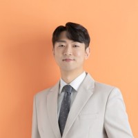 Ji-Yong Um