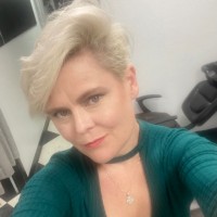 Angela Wren
