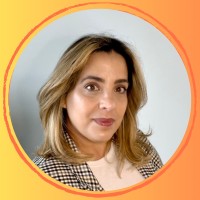 Yoli C.