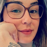 Monique Carvalho Souza