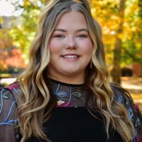 Kylie Kinker, Lsw