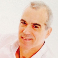 Roger Sixto