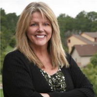 Shelley Warner