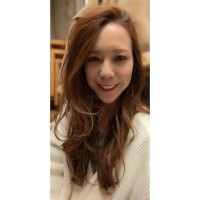 Valerie Au