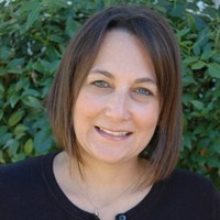 Laura Nagle, Lcsw