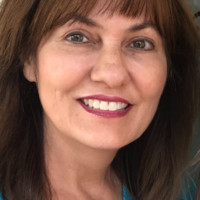 Faye Evans