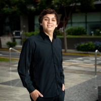 Luis Angel Linares