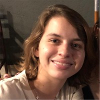 Larissa Souza Breder