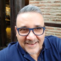 Roberto J. Yáñez