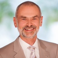 Dr. Ingo Giehl