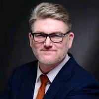 Dirk L.