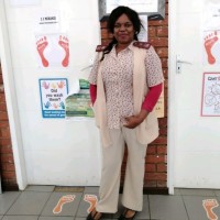 Nomagugu Mlangeni