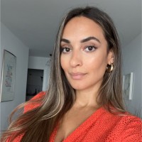 Helena Öz