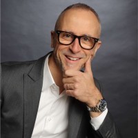 Raffaele Valente 王仁发