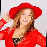 Luz Duque Specializes in Helping  Students To Achieve Admission at the Top Universities