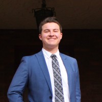 Seth J Hillstrom
