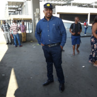 Unathi Makhamisi