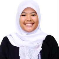 Tia Nurul Wahidah