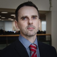 Simon Starkey