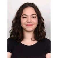 Elif Selvi