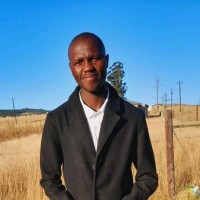 Simthandile Mpengesi