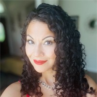 Zelda Hinojosa
