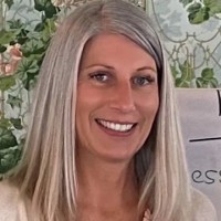 Shelli Roberts