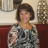 Lauri Hampshire
