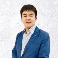 李新宁