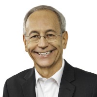 Bruce Dzieza