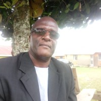 Davis Ampwera