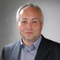 Володимир Толмачов