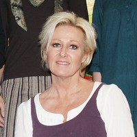 Kirsten Theibel