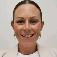 Lisa Milne