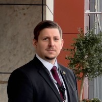 Konstantin Knoll