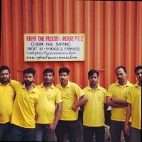 Right one Packers Movers