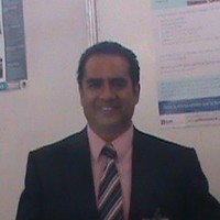Luis M Viveros N