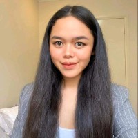 Dhenielyn Dela Cruz