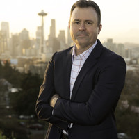 Lance Lindgren