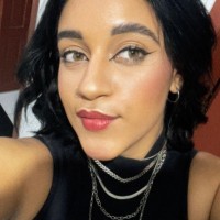 Ellen Araújo