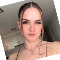 Chloe Round
