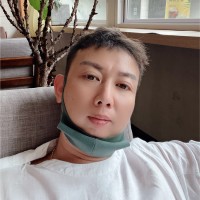 黄显平