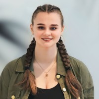 Ashley Bloomer